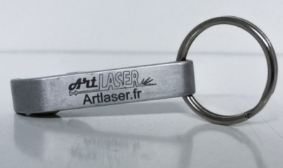 Gravure noir d'objets publicitaires en aluminium brut